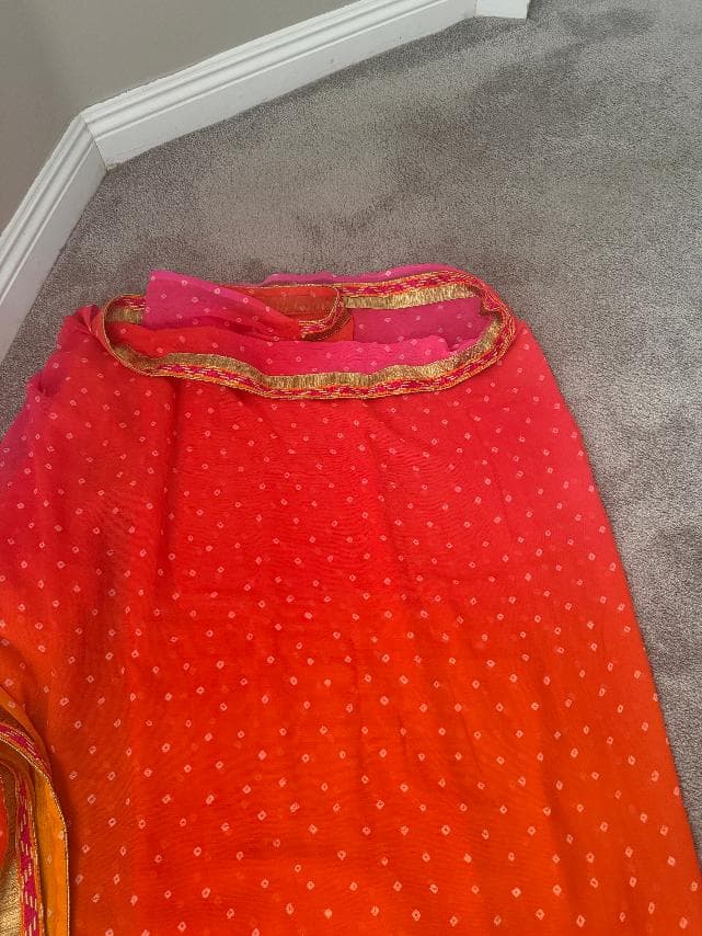 Brand-New Orange, Pink & Gold Bandhani-Style Saree w Blouse